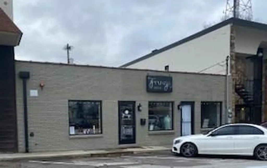 28 & 29 N. Jefferson Avenue Cookeville TN 38501