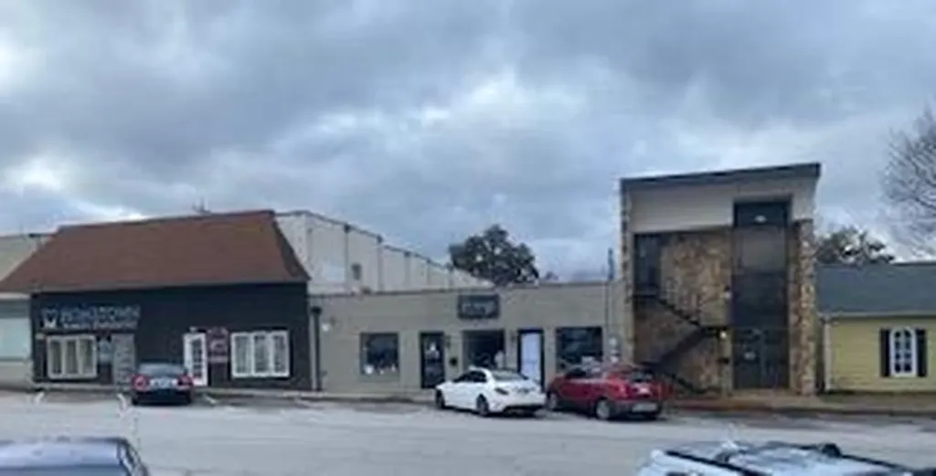 28 & 29 N. Jefferson Avenue Cookeville TN 38501