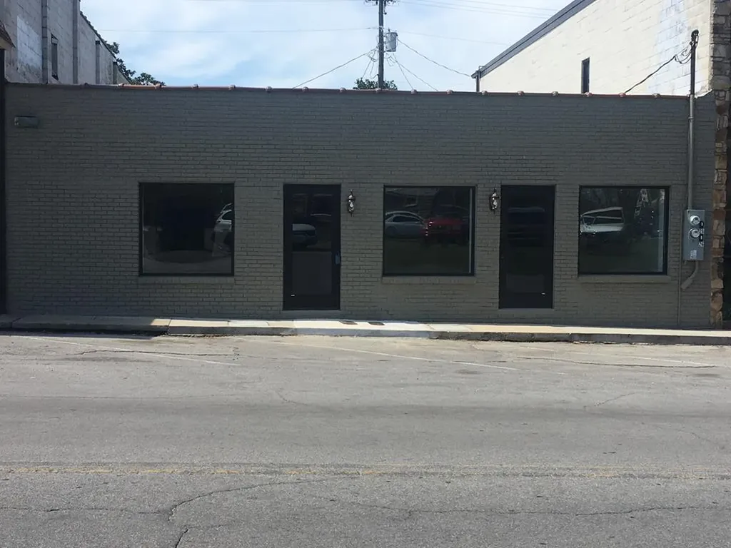 28 & 29 N. Jefferson Avenue Cookeville TN 38501