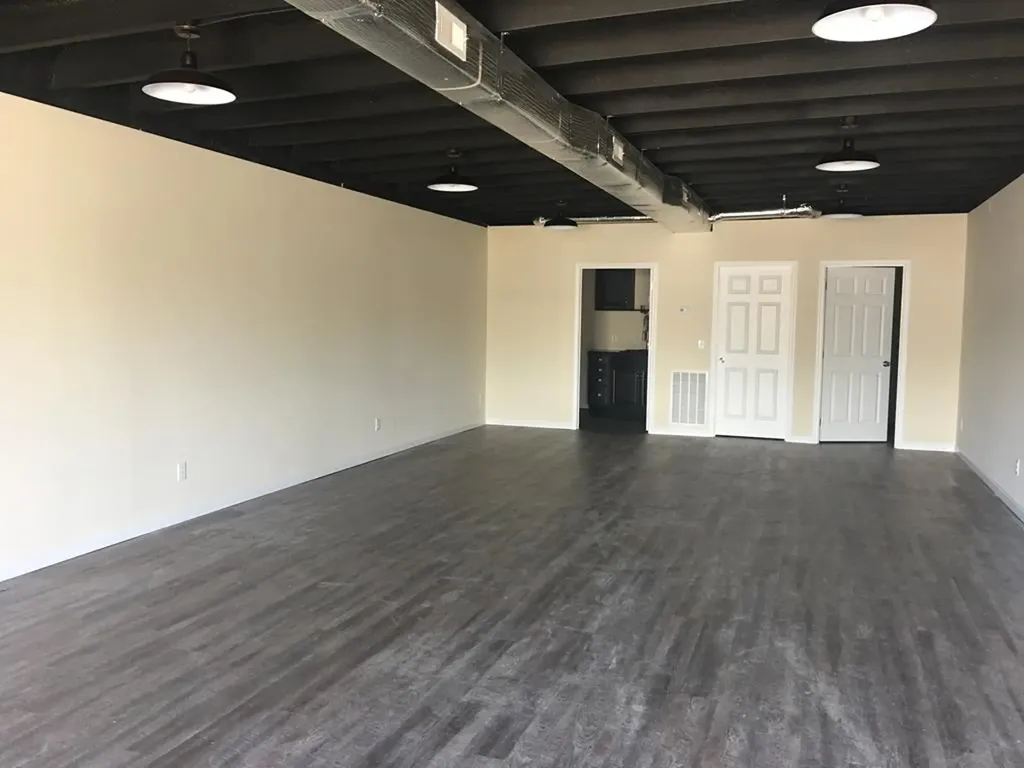 28 & 29 N. Jefferson Avenue Cookeville TN 38501