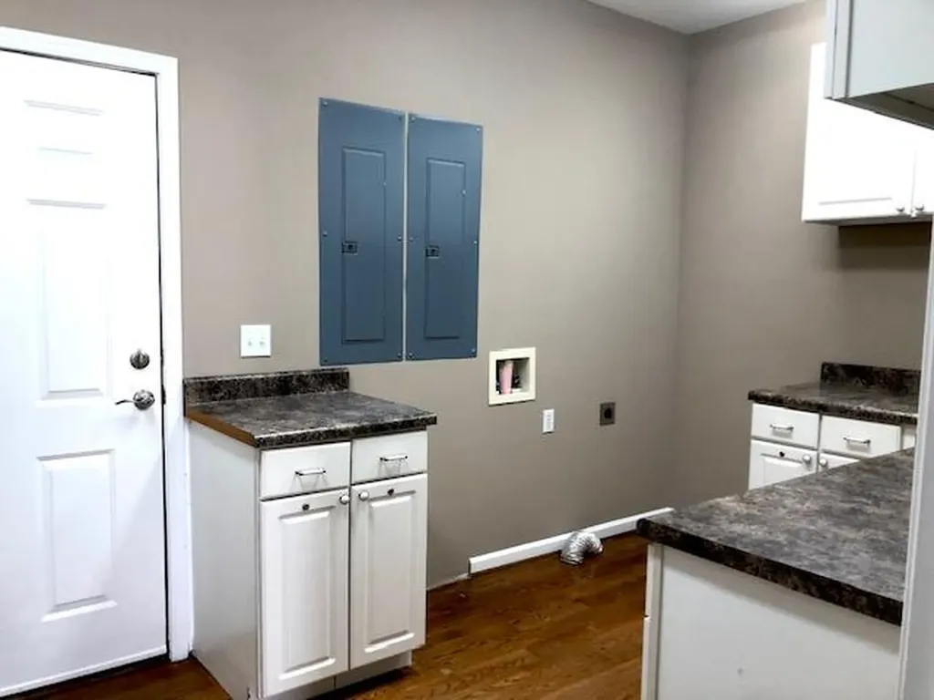 221 W Turn Table Road Sparta TN 38583