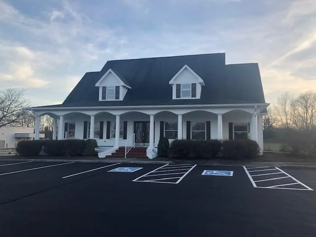 221 W Turn Table Road Sparta TN 38583