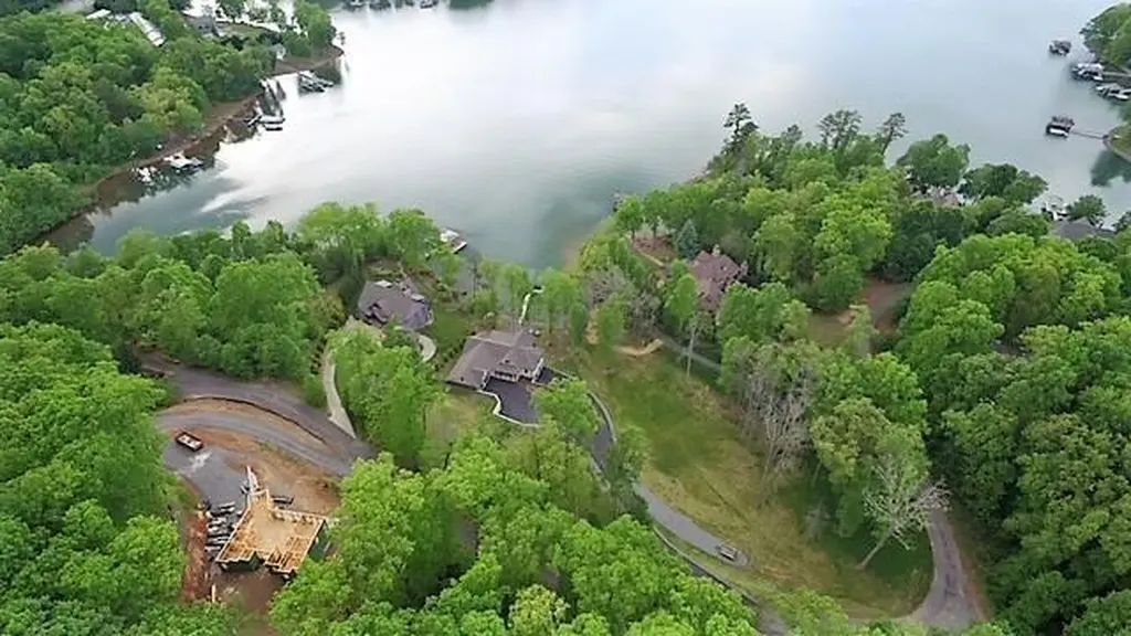 Lot 16 16 Sutton Cove Hiawassee GA 30546