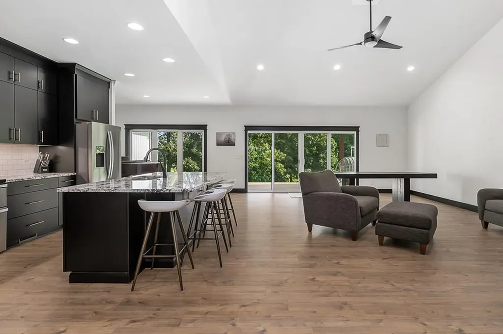 220 W Wilmouth Road Rickman TN 38580