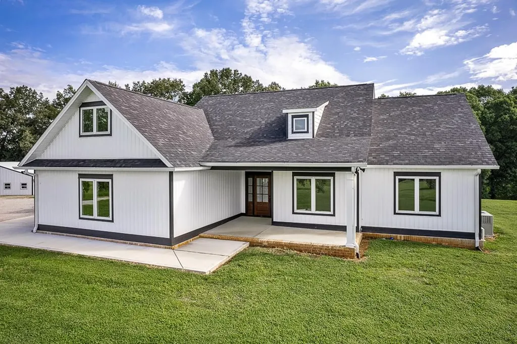 220 W Wilmouth Road Rickman TN 38580