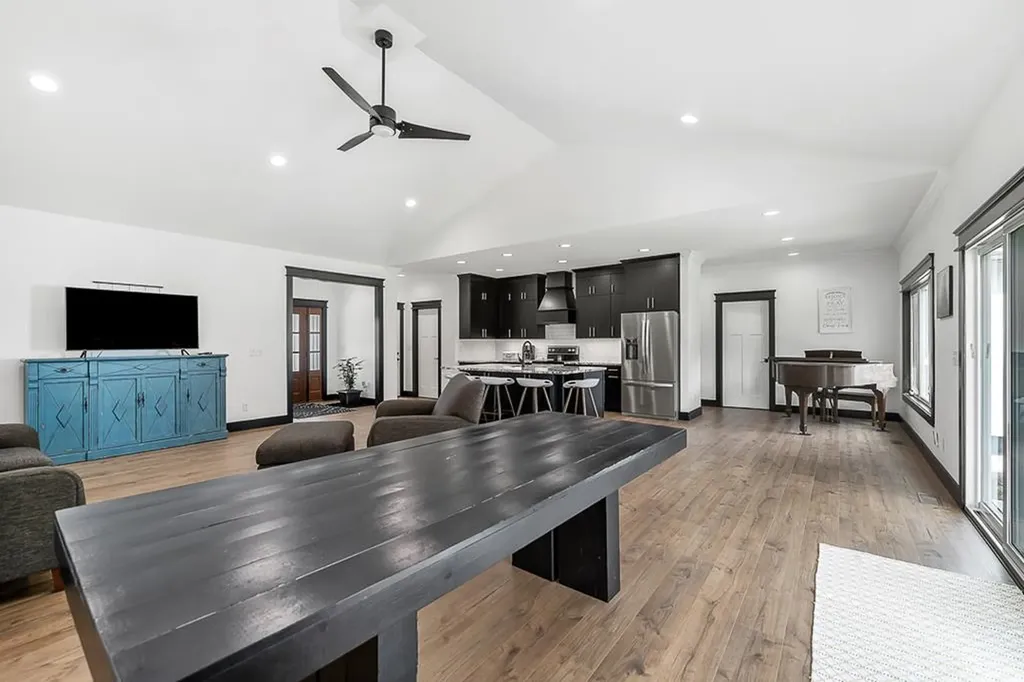 220 W Wilmouth Road Rickman TN 38580