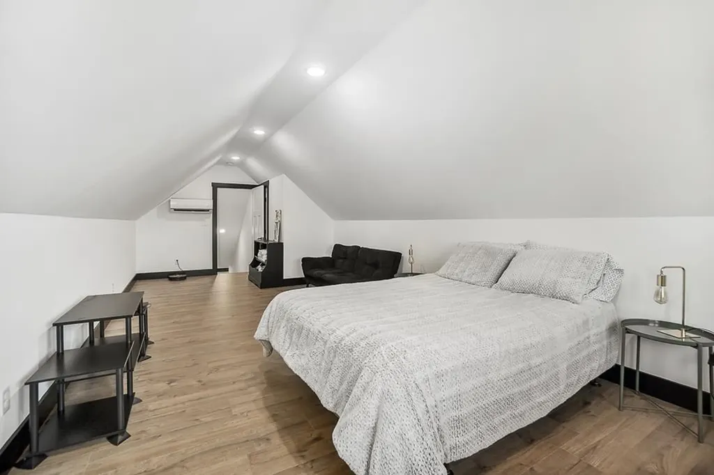 220 W Wilmouth Road Rickman TN 38580