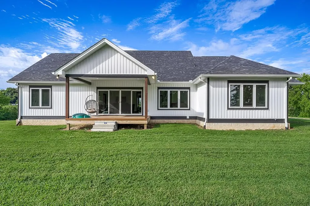 220 W Wilmouth Road Rickman TN 38580