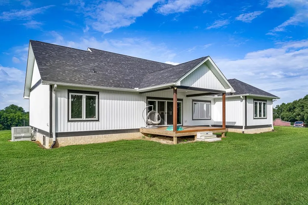 220 W Wilmouth Road Rickman TN 38580