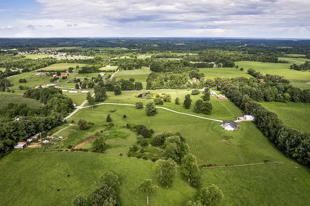 220 W Wilmouth Road Rickman TN 38580