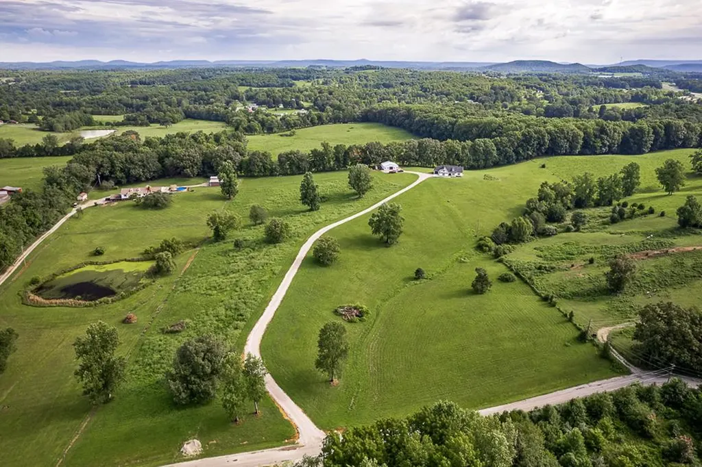 220 W Wilmouth Road Rickman TN 38580