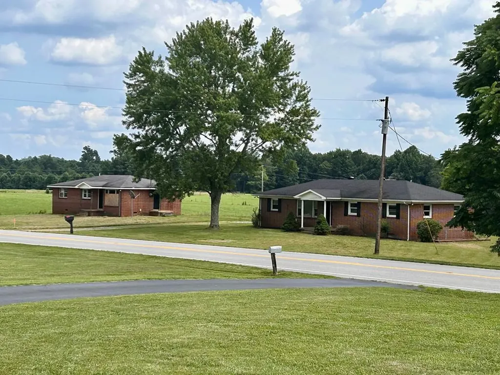 8416/36 Union Camp Road Red Boiling Springs TN 37150