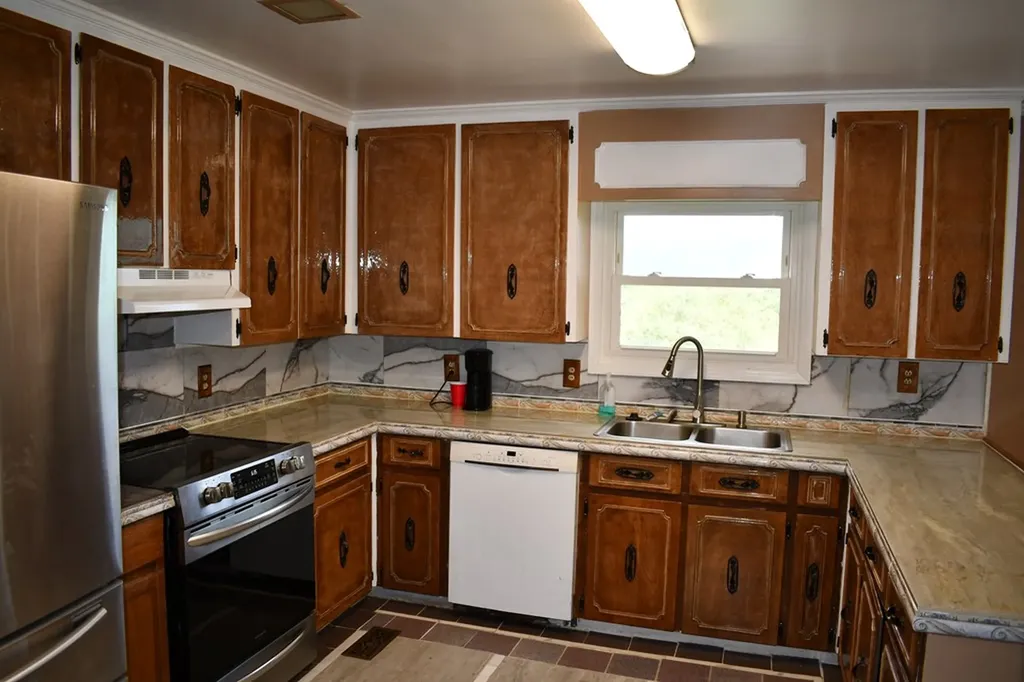 163 Ewing Lane Granville TN 38564-5025
