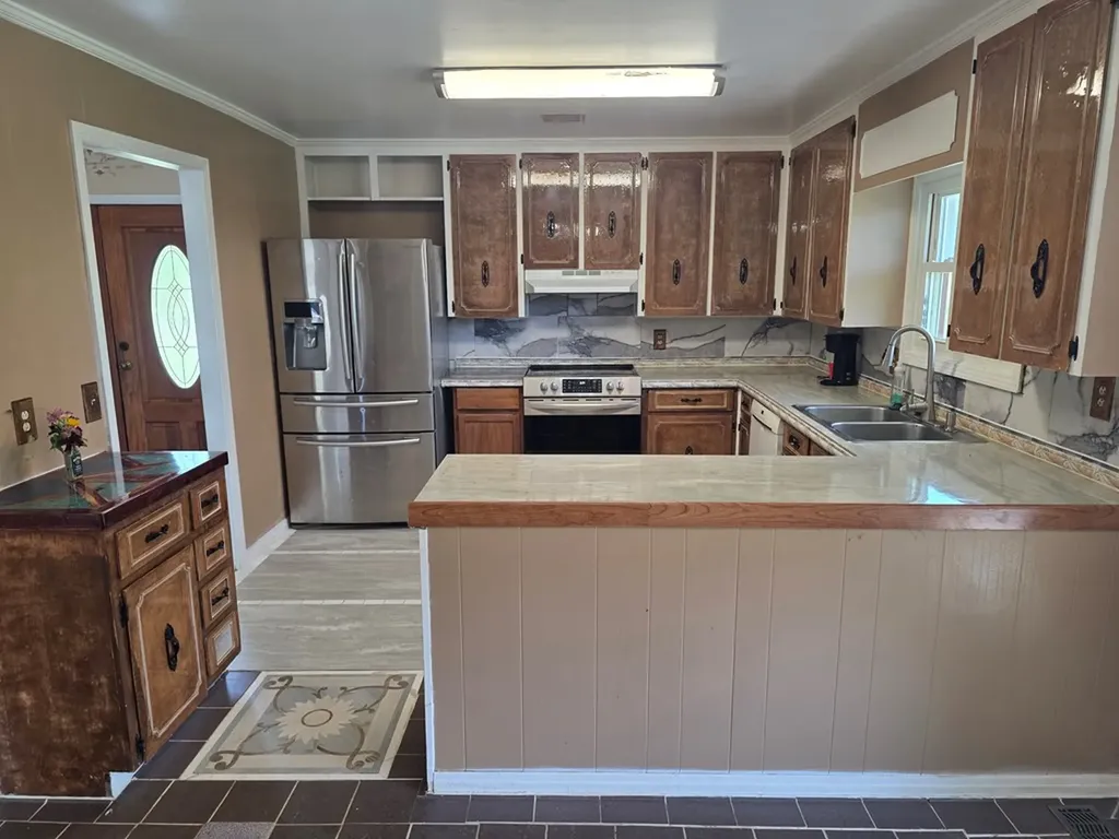 163 Ewing Lane Granville TN 38564-5025