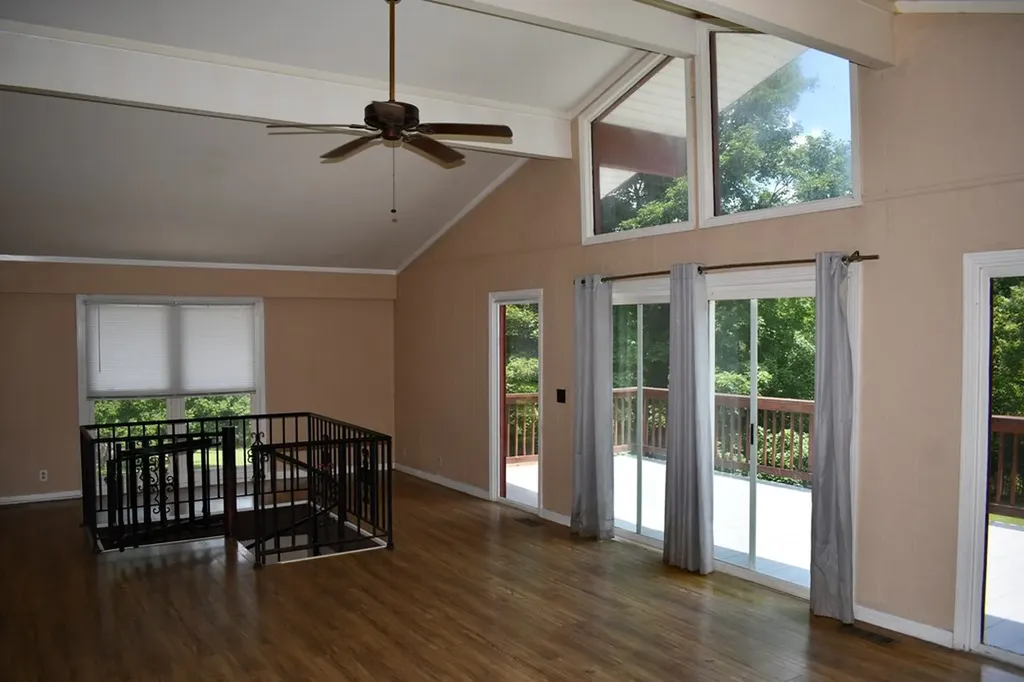 163 Ewing Lane Granville TN 38564-5025