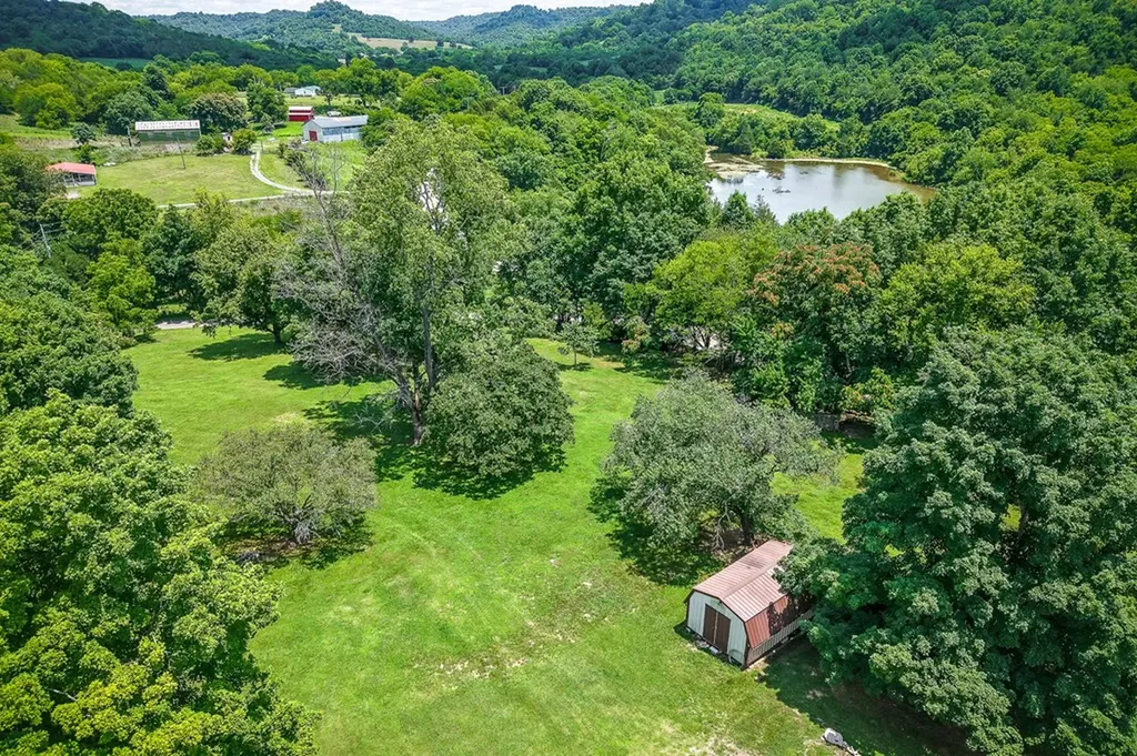 163 Ewing Lane Granville TN 38564-5025
