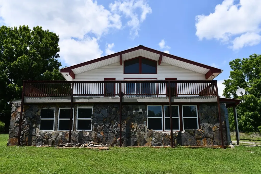 163 Ewing Lane Granville TN 38564-5025