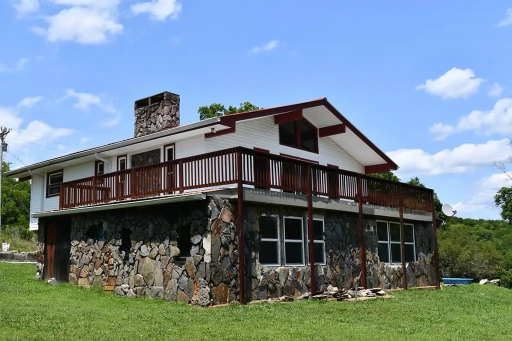 163 Ewing Lane Granville TN 38564-5025