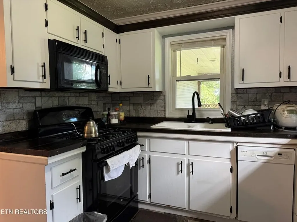 314 & 31 Wheeler Avenue Jamestown TN 38556-4235