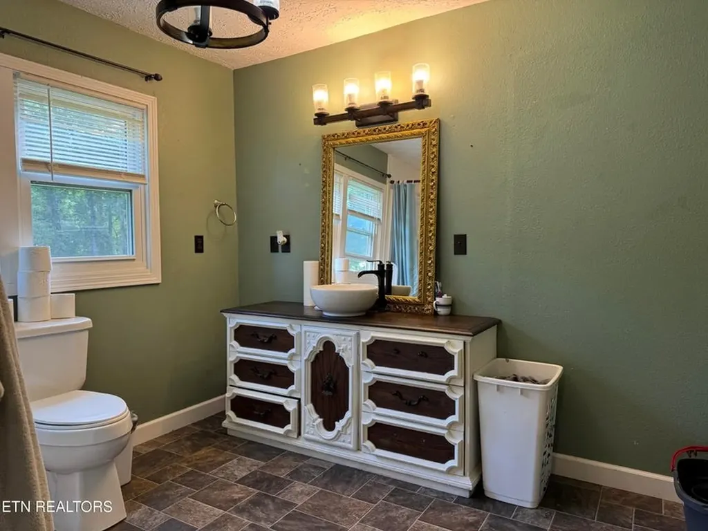 314 & 31 Wheeler Avenue Jamestown TN 38556-4235