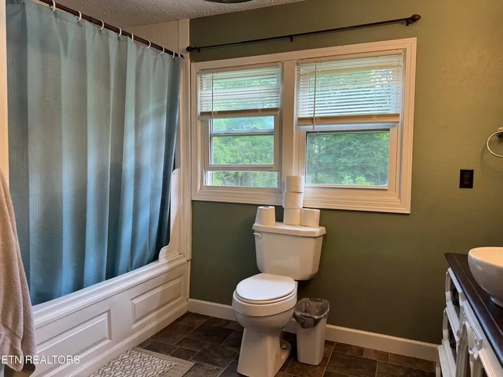 314 & 31 Wheeler Avenue Jamestown TN 38556-4235