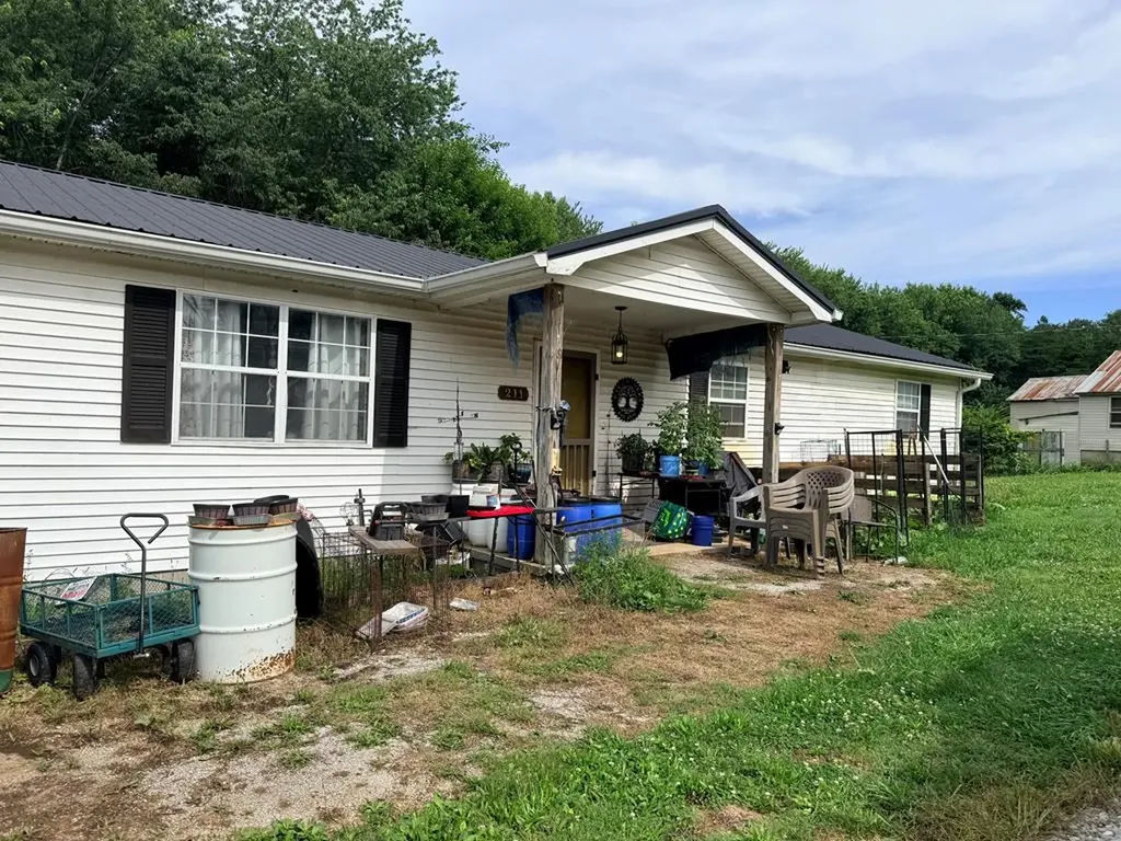 211 Church Street Spencer TN 38585