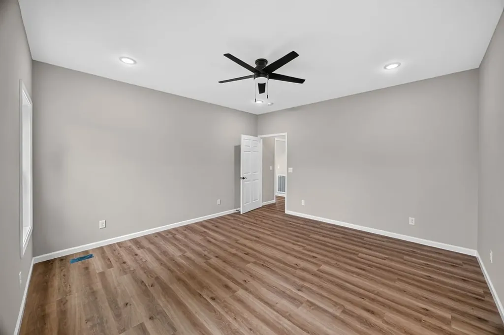 208 E Crawford Avenue Monterey TN 38574