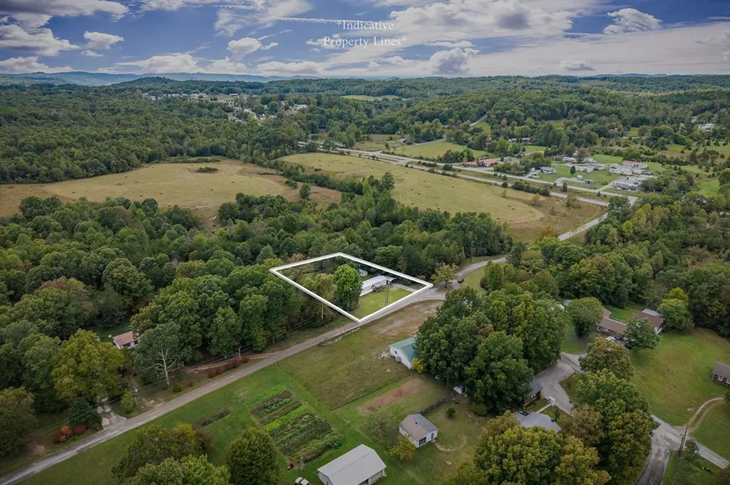 1180 Lake Hill Road Monterey TN 38574