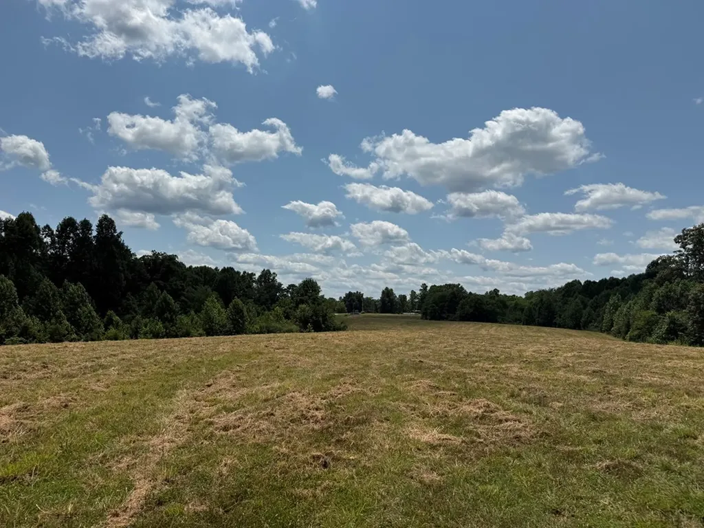 3225 S Grundy Quarles Highway Gainesboro TN 38562