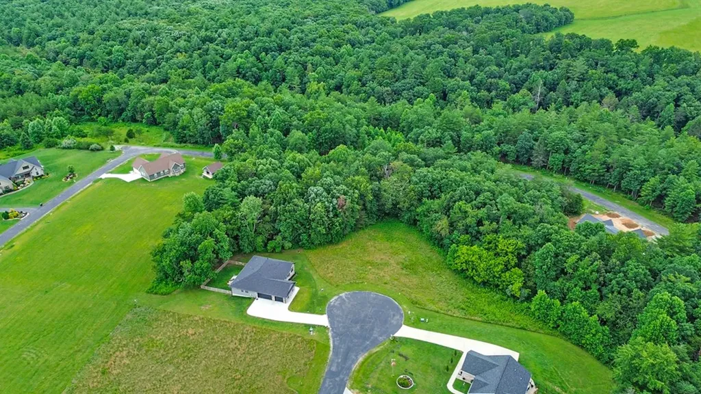 Tbd Suzie Court Crossville TN 38555