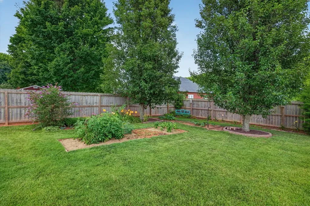 2231 Shelby Drive Cookeville TN 38501