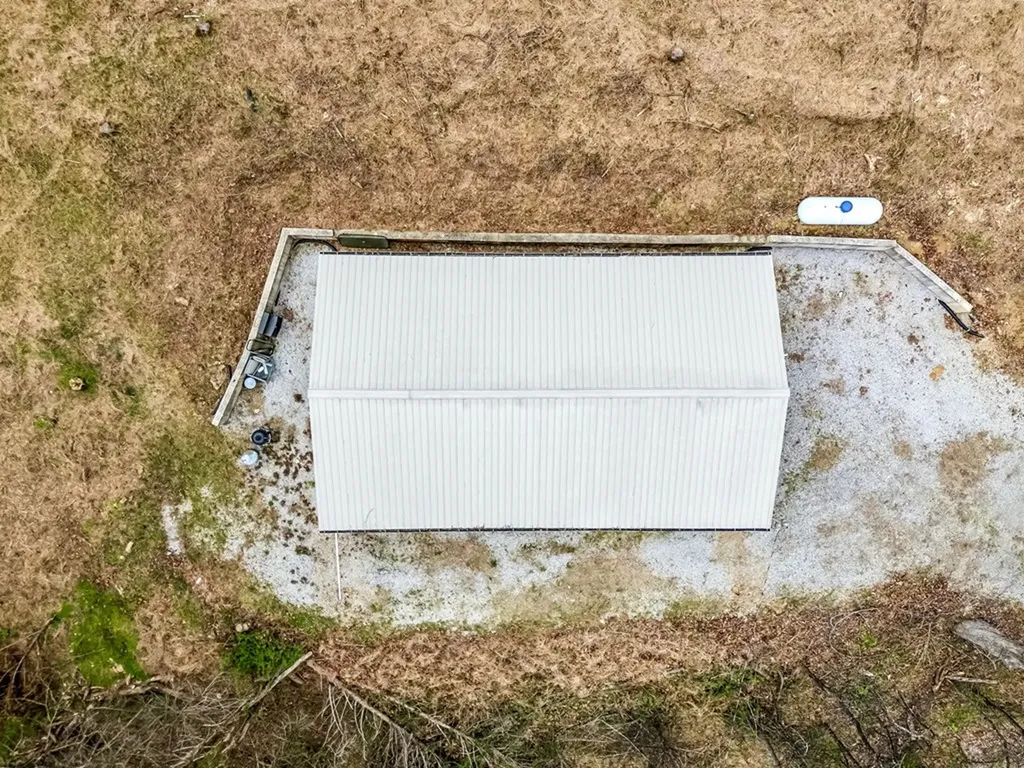 18 York Lane Elmwood TN 38560