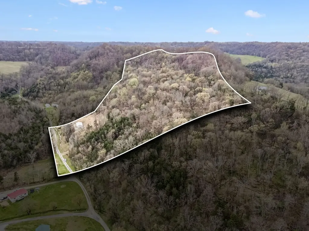 18 York Lane Elmwood TN 38560