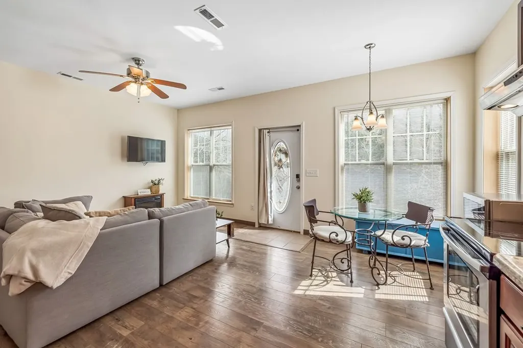 18 York Lane Elmwood TN 38560