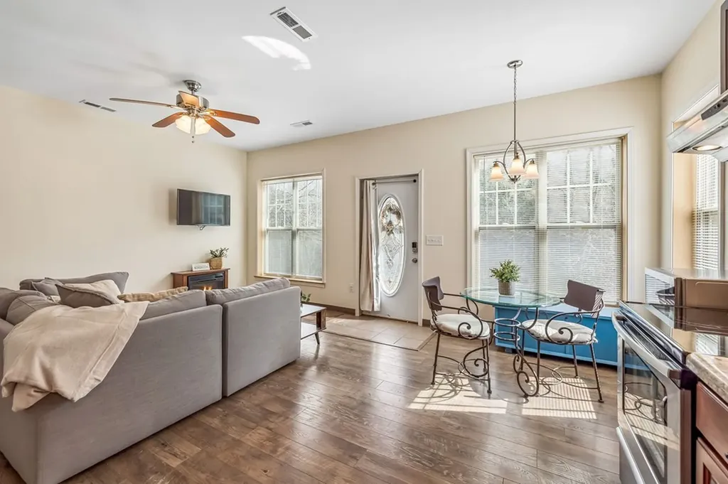 18 York Lane Elmwood TN 38560