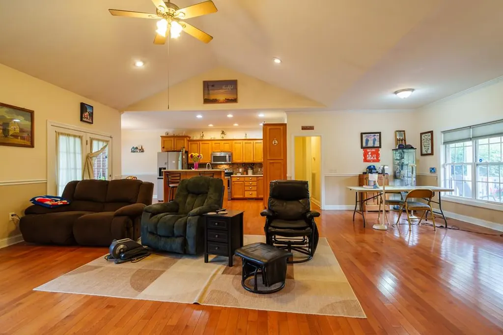 921 NE Green Meadows Road Cookeville TN 38506