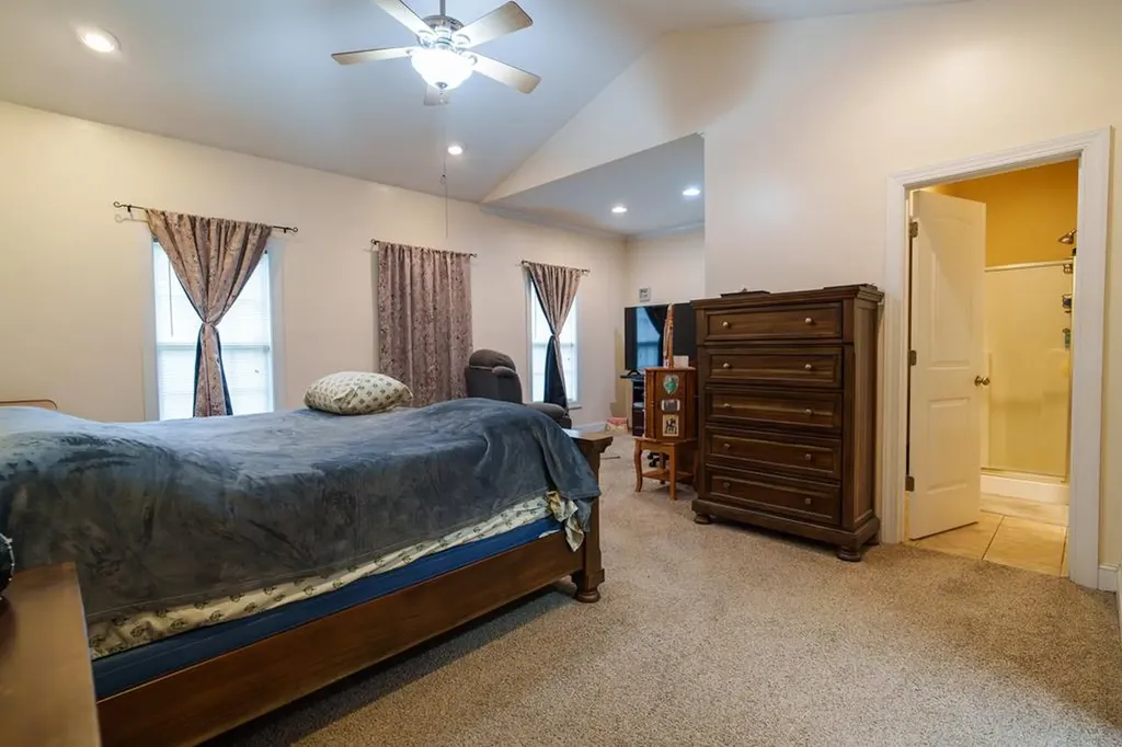 921 NE Green Meadows Road Cookeville TN 38506