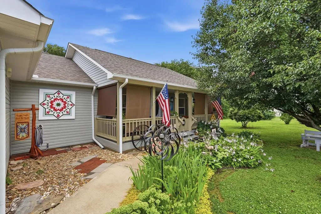 821 Buffalo Trail Clarkrange TN 38553