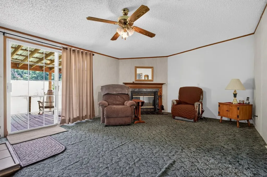 3013 Upper Hilham Road Livingston TN 38570