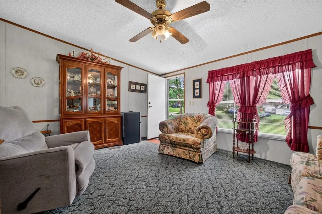 3013 Upper Hilham Road Livingston TN 38570