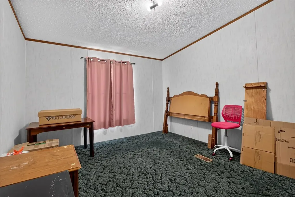 3013 Upper Hilham Road Livingston TN 38570