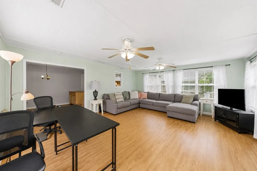 1830 Longcress Drive Knoxville TN 37918