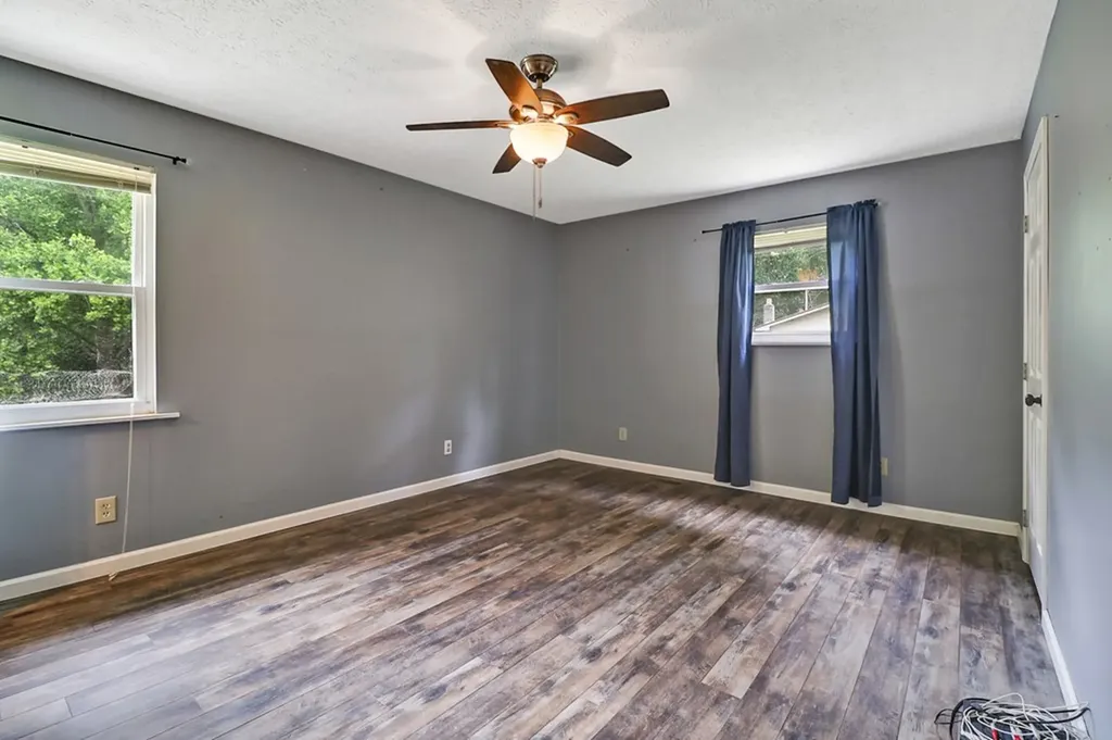 111 Meadow Creek Drive Crossville TN 38572