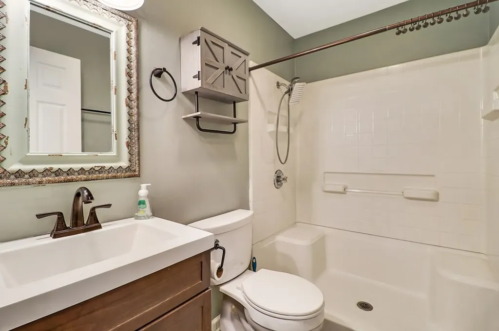111 Meadow Creek Drive Crossville TN 38572