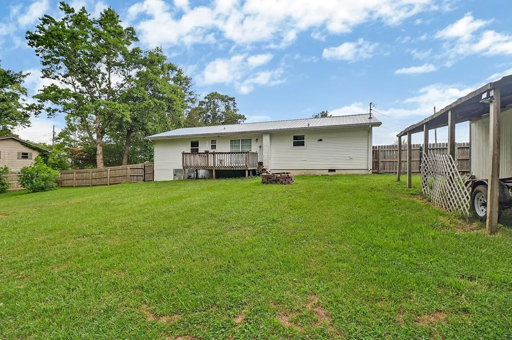 111 Meadow Creek Drive Crossville TN 38572