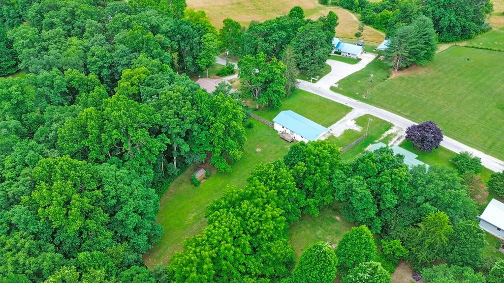 111 Meadow Creek Drive Crossville TN 38572