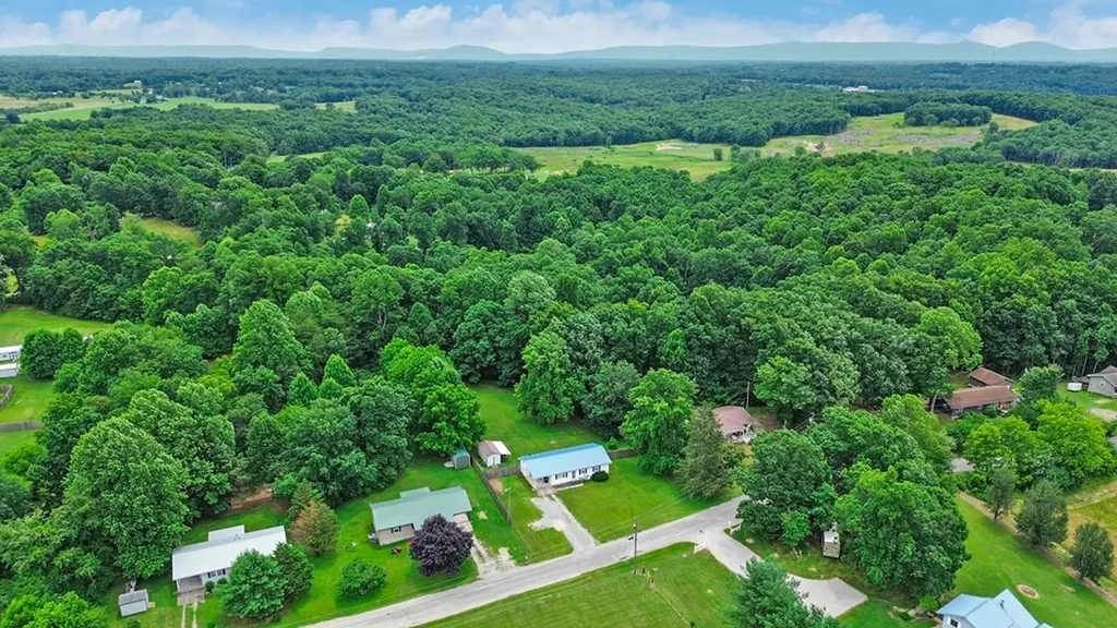 111 Meadow Creek Drive Crossville TN 38572