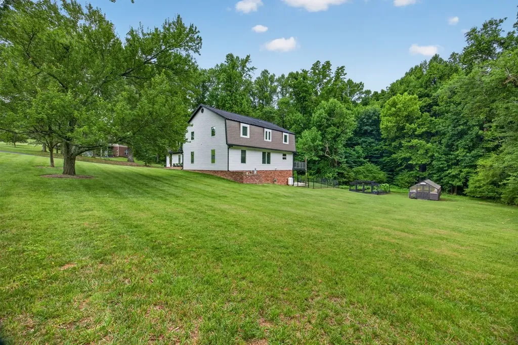 1180 Mount Vernon Road Cookeville TN 38501