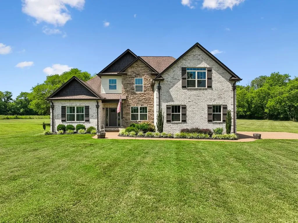 3930 3930 Big Springs Road Lebanon TN 37090