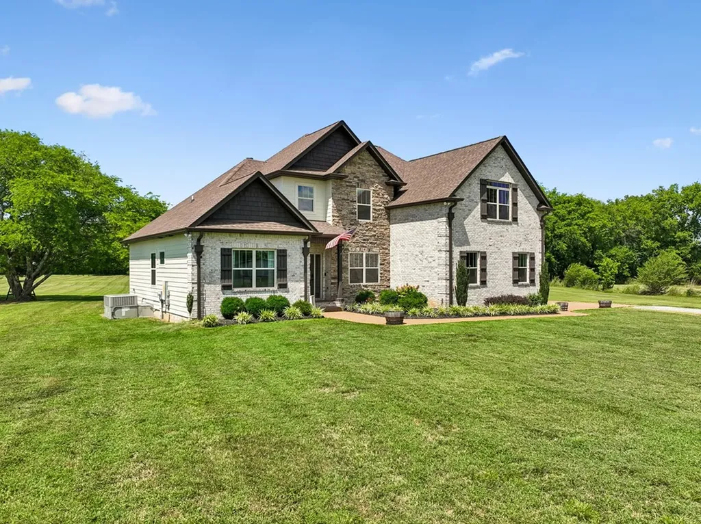 3930 3930 Big Springs Road Lebanon TN 37090